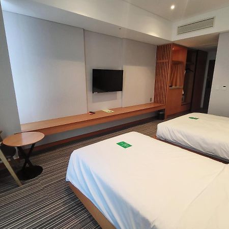 Hotel Tour Incheon Airport Hotel & Suites Exterior foto