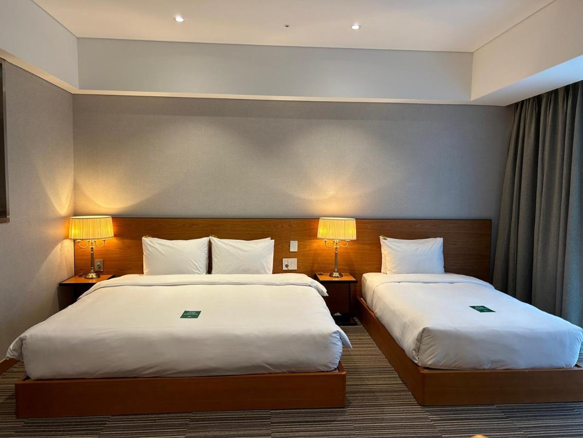 Hotel Tour Incheon Airport Hotel & Suites Exterior foto